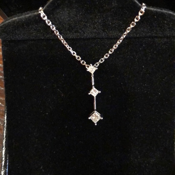 Jewelry - 14K Diamond White Gold Pendant/Necklace